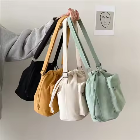BOLSO DE MANO ELEGANTE MUJER 2025