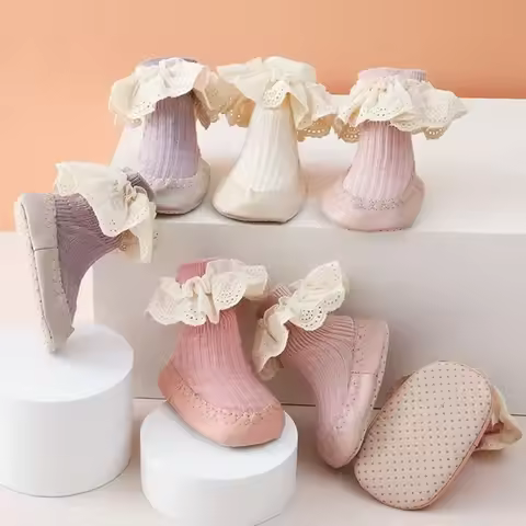 NUEVOS CALCETINES VOLANTES BEBÉ