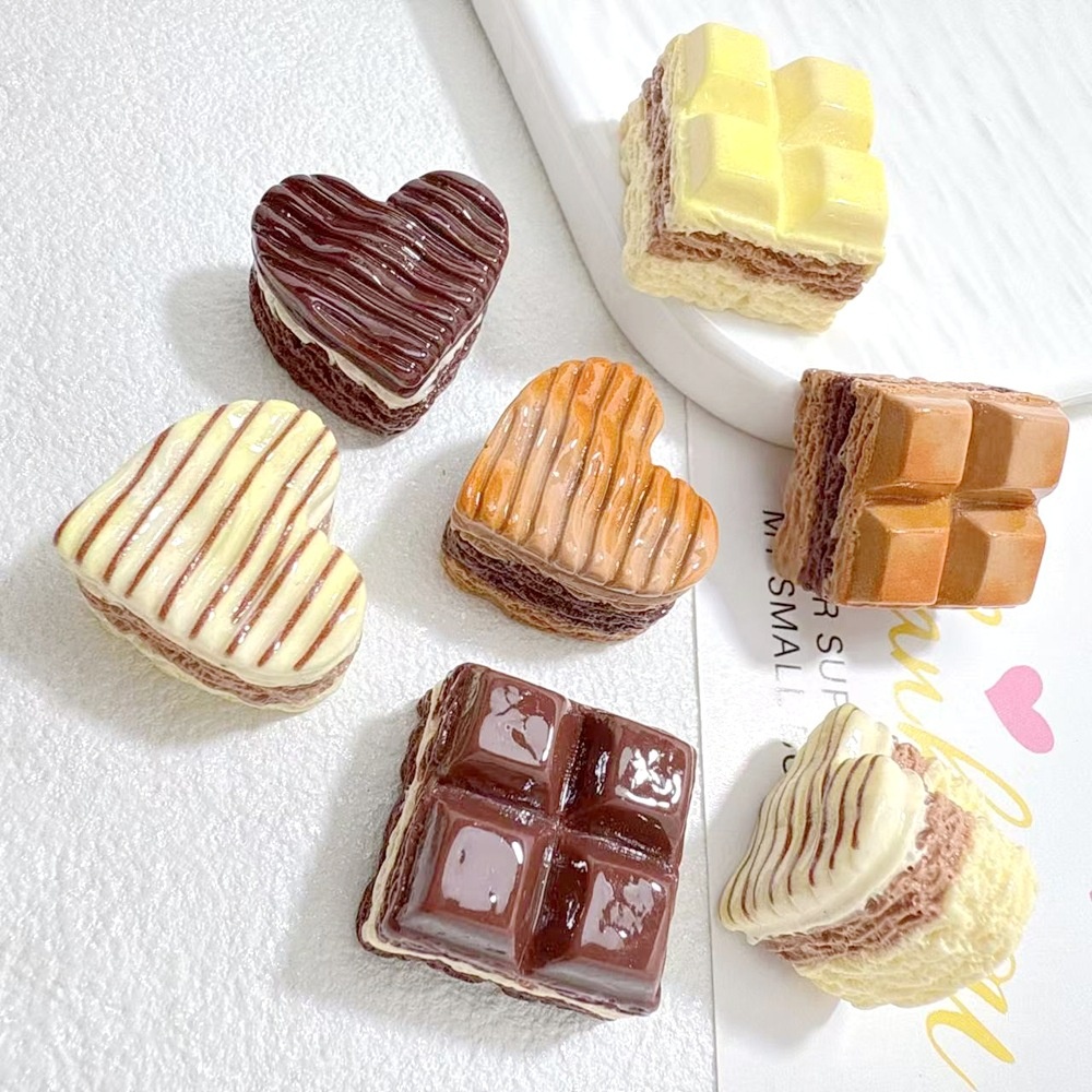 Chocolate-filled Simulation Food Toys